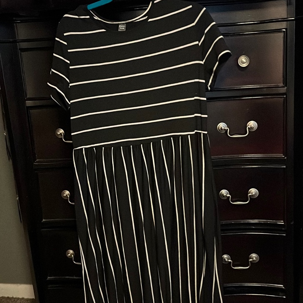 Black/white striped dress